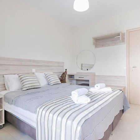 Neos Marmaras Family Suite Екстериор снимка