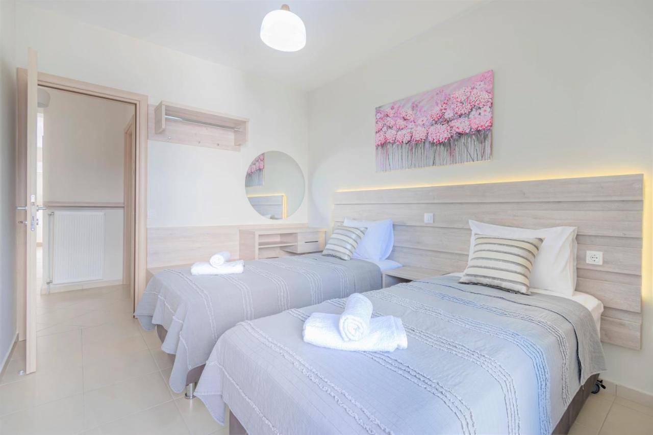 Neos Marmaras Family Suite Екстериор снимка
