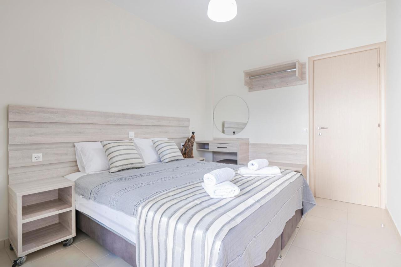 Neos Marmaras Family Suite Екстериор снимка
